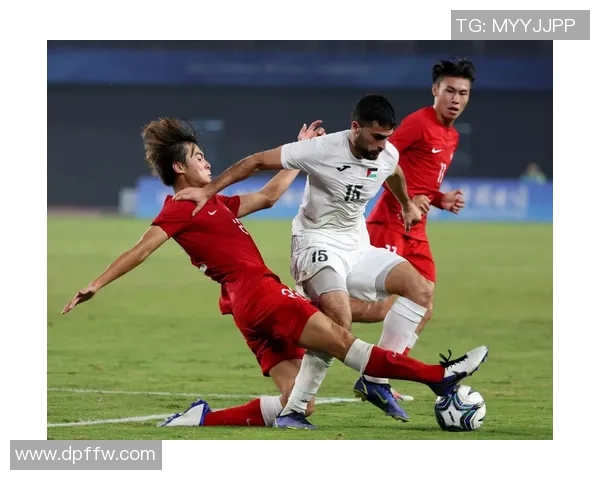 杭州足球队的崛起与发展探讨及其在中国足球中的影响力分析 杭州足球队的崛起与发展探讨及其在中国足球中的影响力分析